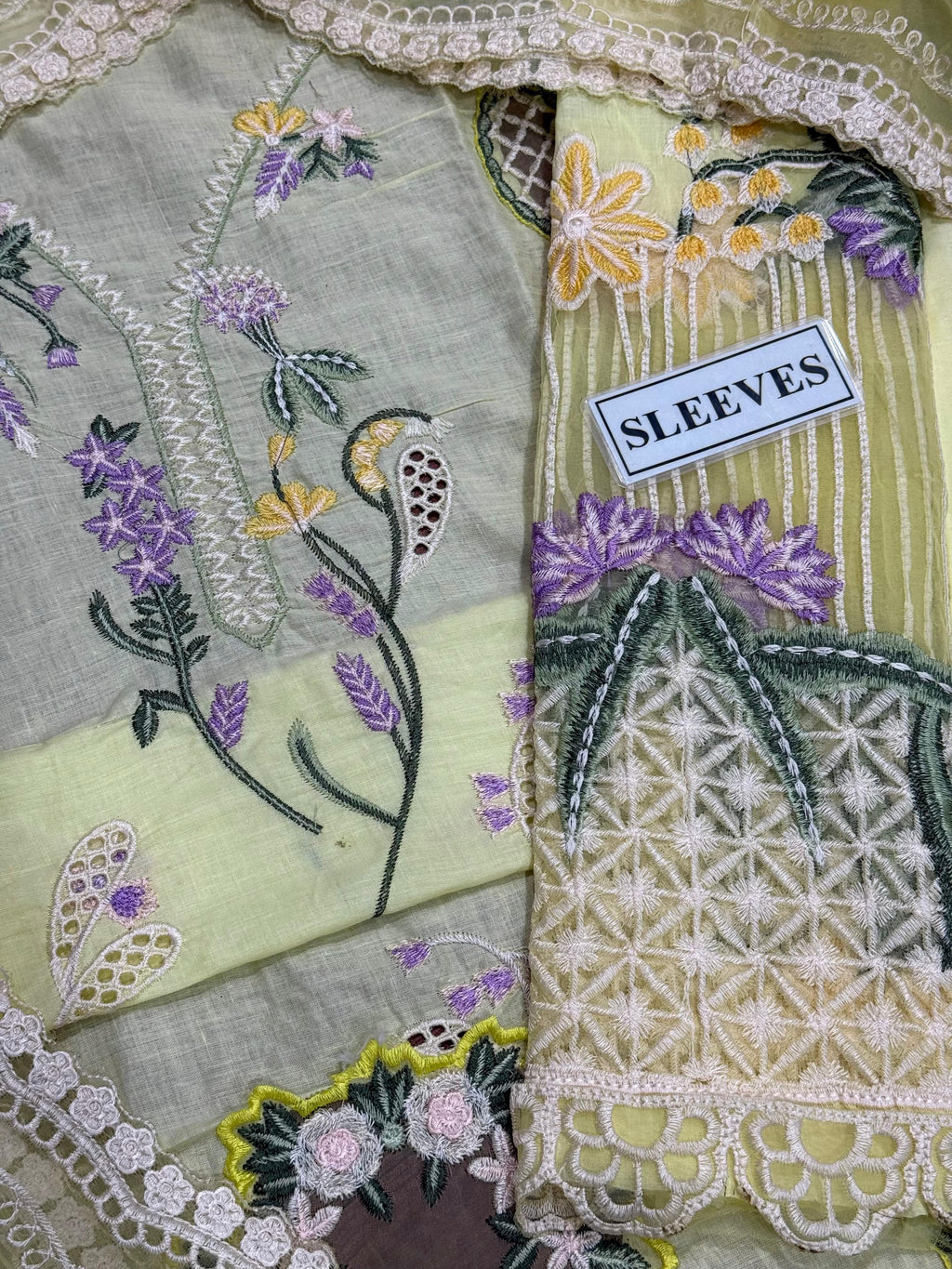 Crimson Embroidered Lawn Suit 25