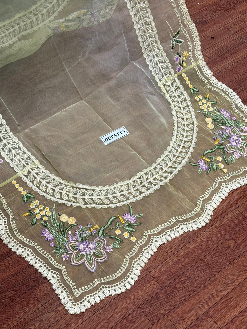 Crimson Embroidered Lawn Suit 25