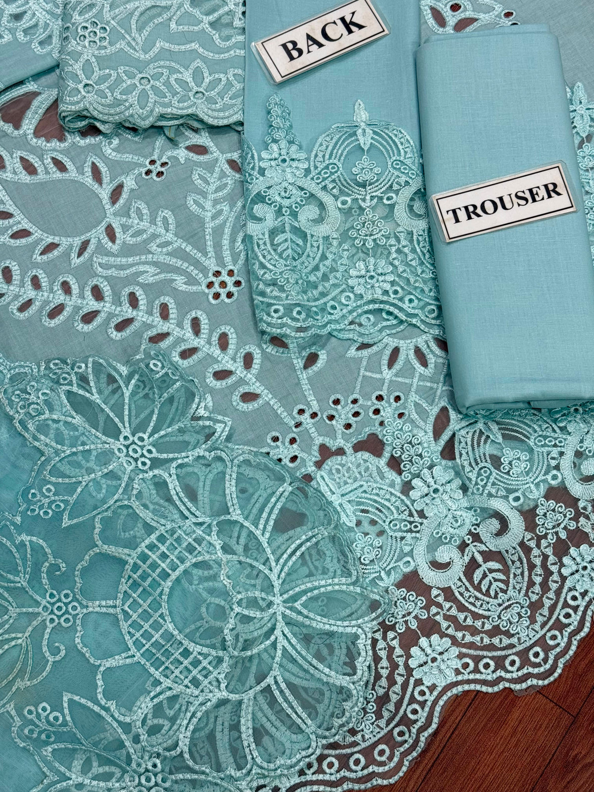 Imrozia Luxury Lawn Collection 37